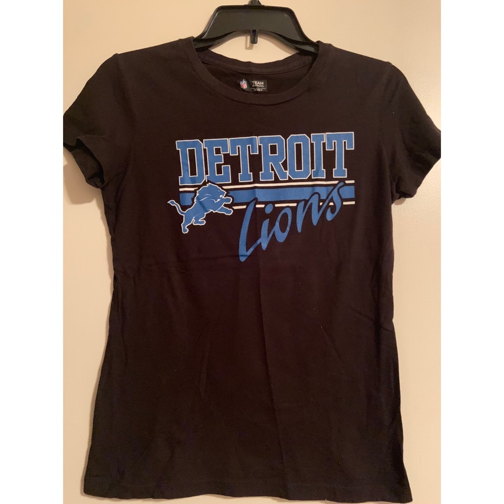 🏈NFL DETROIT LIONS T-SHIRT